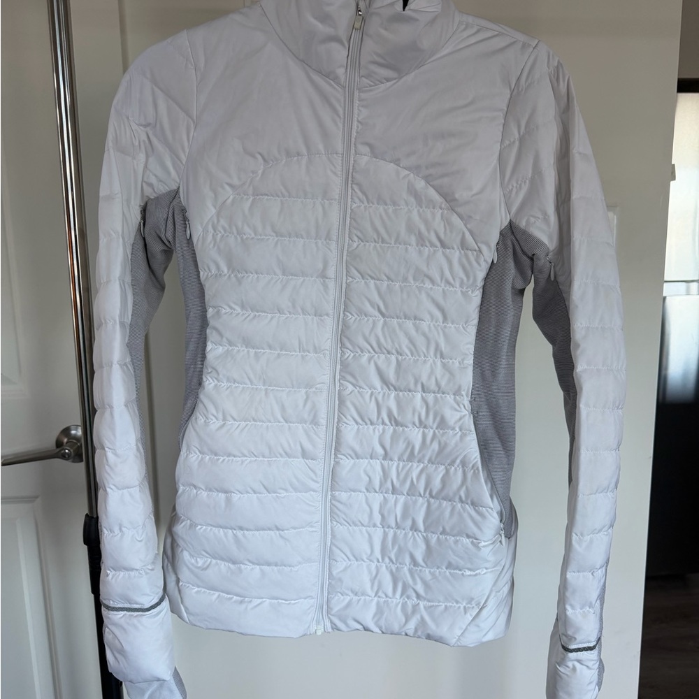 lululemon athletica White and Gray Quilted Zip-Up Jacket